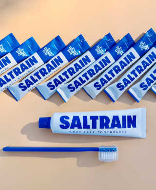 솔트레인 SALTRAIN 그레이 솔트 덴탈 케어 세트 — 5점을 준 리뷰어가 2020년 10월 올린 사용 사진