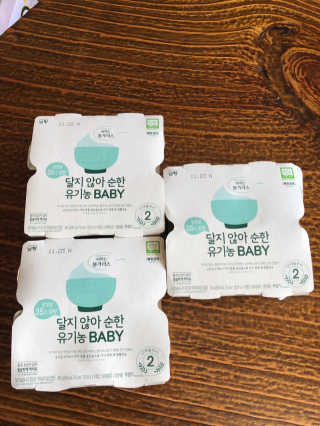 남양유업 떠먹는 불가리스 달지 않아 순한 유기농 BABY 2단계 — 5점을 준 리뷰어가 2020년 10월 올린 사용 사진