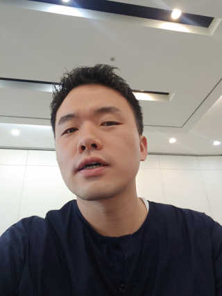 [후르디아] 혼합자차 선 에센스+톤업 선크림 2종 — 4.5점을 준 리뷰어가 2020년 5월 올린 사용 사진