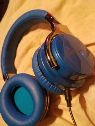 SEVIZ Bluetooth Headphones 10 3color — 5점을 준 리뷰어가 2020년 7월 올린 사용 사진