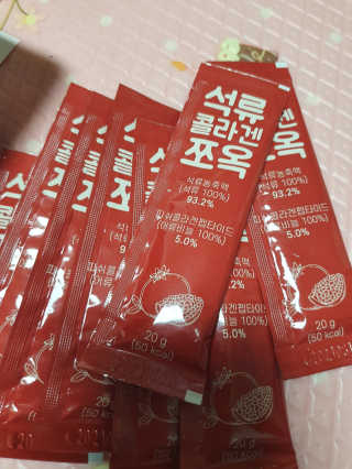 조은약초 석류콜라겐 석류즙 석류쪼옥 젤리 스틱 15포 x 20g — 5점을 준 리뷰어가 2020년 8월 올린 사용 사진