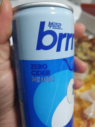 [칼로리 걱정 NO 제로칼로리 탄산음료]  부담없이 즐기는 부르르Brrr~~ 제로 사이다 — 4점을 준 리뷰어가 2020년 12월 올린 사용 사진