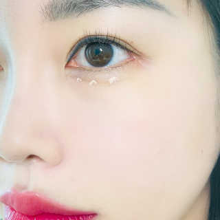 [블랙루즈] 줌 인 HD 커버핏 컨실러 3종 中 택1 — 4점을 준 리뷰어가 2020년 7월 올린 사용 사진