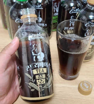 칸타타 콘트베이스 칸타타 콘트라베이스 TEA 보리/그린티 500ml — 5점을 준 리뷰어가 2020년 7월 올린 사용 사진