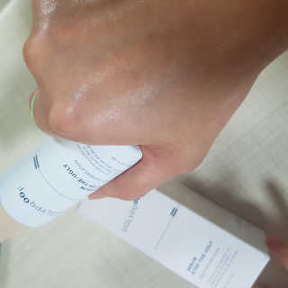 어글리프루프 세럼 스탑디어글리 딥 컨템플레이션 30ml — 5점을 준 리뷰어가 2020년 11월 올린 사용 사진