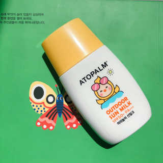 아토팜 야외놀이 선밀크 SPF50+ PA+++ — 5점을 준 리뷰어가 2020년 5월 올린 사용 사진