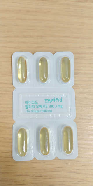 JW중외제약 마이코드 알티지 오메가3 1000 mg — 5점을 준 리뷰어가 2020년 7월 올린 사용 사진