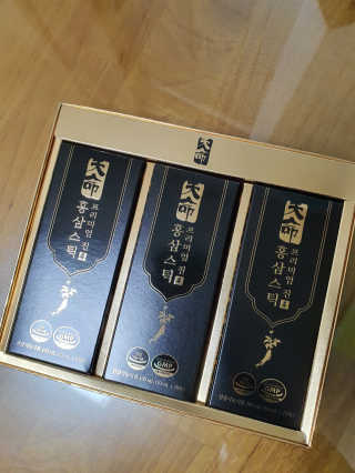 헬스업_천명진프리미엄홍삼스틱_10ml x 30포 — 4점을 준 리뷰어가 2020년 10월 올린 사용 사진