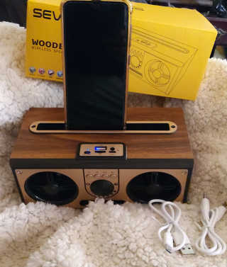 SEVIZ RETRO20W 레트로 블루투스 스피커 — 5점을 준 리뷰어가 2020년 8월 올린 사용 사진