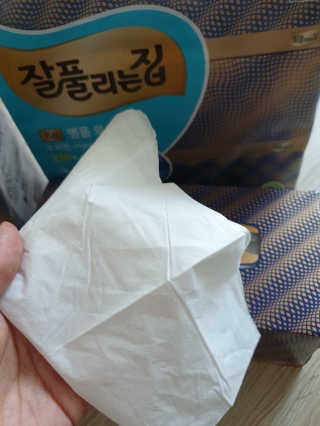 잘풀리는집 부드러운 모이스처 보습 미용 티슈 230매 — 5점을 준 리뷰어가 2020년 9월 올린 사용 사진