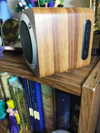 SEVIZ MINI10W 레트로 블루투스 스피커 — 5점을 준 리뷰어가 2020년 9월 올린 사용 사진
