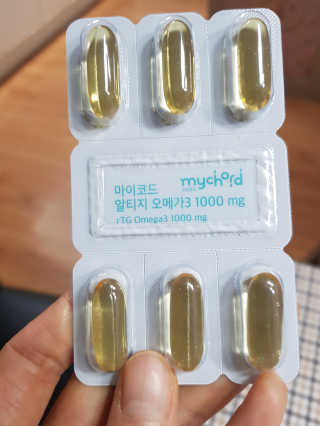 JW중외제약 마이코드 알티지 오메가3 1000 mg — 5점을 준 리뷰어가 2020년 9월 올린 사용 사진