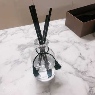 레나스 프리미엄 아로마 디퓨저 200ml  [1SET] — 4.5점을 준 리뷰어가 2020년 5월 올린 사용 사진