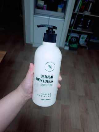(주)에네스티 내추럴 촉촉  오트밀 바디로션 500ml — 4점을 준 리뷰어가 2020년 4월 올린 사용 사진