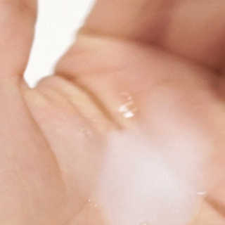 라보에이치 프로바이오틱스 탈모증상완화 샴푸 — 5점을 준 리뷰어가 2020년 10월 올린 사용 사진