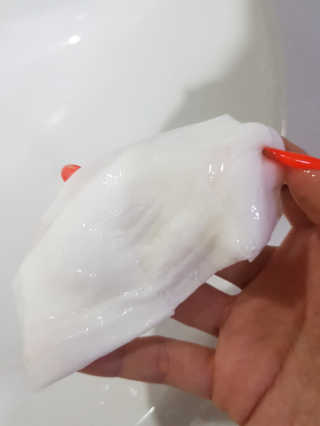 GARANG GARANG 피오니 룻 모이스처라이징 앤 수딩 마스크팩 — 5점을 준 리뷰어가 2020년 4월 올린 사용 사진