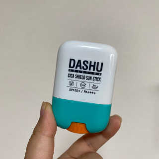 다슈코리아 다슈 솔루션 시카 쉴드 선스틱 — 5점을 준 리뷰어가 2020년 8월 올린 사용 사진