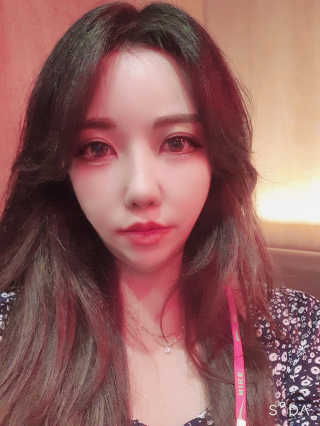 [블랙루즈] 크림 마뜨 루즈 시즌1 택1+랜덤1 — 5점을 준 리뷰어가 2020년 8월 올린 사용 사진