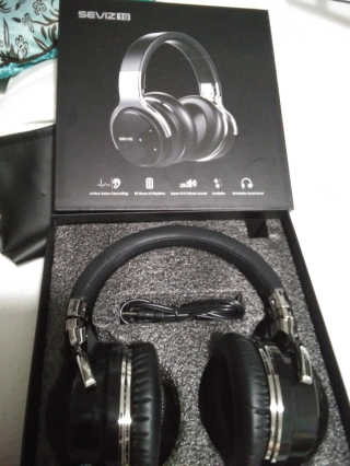 SEVIZ Bluetooth Headphones 10 3color — 5점을 준 리뷰어가 2020년 9월 올린 사용 사진
