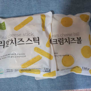 가치식탁 리얼치즈스틱, 리얼크림치즈볼 — 5점을 준 리뷰어가 2020년 6월 올린 사용 사진