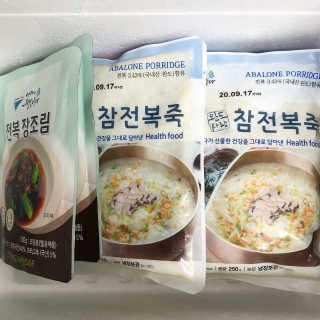 바다는다웰빙이다 완도사랑 전복죽 250g - 2팩 + 전복장조림 2팩 — 4.5점을 준 리뷰어가 2020년 8월 올린 사용 사진