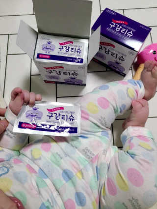 100도 이상에서 삶아 멸균 안심 아이수 구강 티슈 — 5점을 준 리뷰어가 2020년 11월 올린 사용 사진