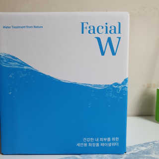 [설랩] 클렌징워터 세안수 500ml x 6팩 — 4점을 준 리뷰어가 2020년 10월 올린 사용 사진