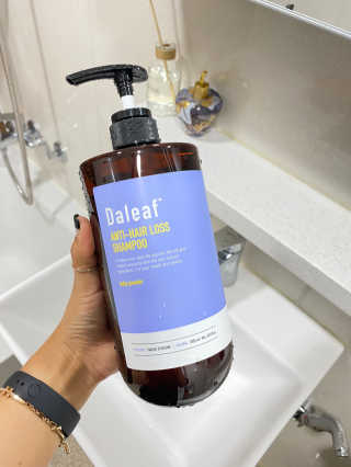 달리프 진저 베러 퍼퓸 탈모 완화 샴푸 1000ml 향 3종 — 5점을 준 리뷰어가 2020년 11월 올린 사용 사진