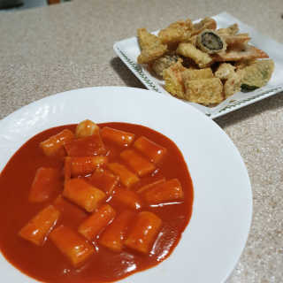 죠스떡볶이 [죠스푸드] 짜빠떡볶이+떡또그+범벅만두 신메뉴 3종 — 5점을 준 리뷰어가 2020년 5월 올린 사용 사진
