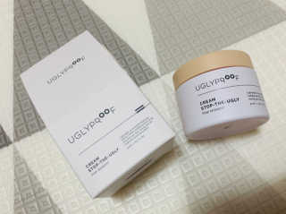 어글리프루프 크림 스탑디어글리 핑크모먼트 50ml — 1.5점을 준 리뷰어가 2020년 10월 올린 사용 사진