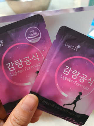[감량공식] 다이어트 건강기능식품 신규 캠페인 — 5점을 준 리뷰어가 2020년 4월 올린 사용 사진