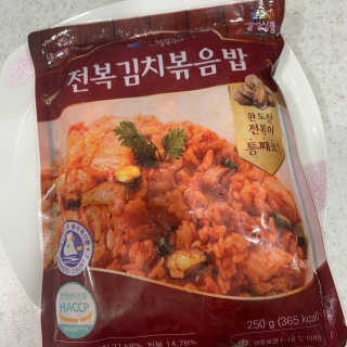 바다는다웰빙이다 전복해물볶음밥/전복김치볶음밥 250g-4봉지 — 5점을 준 리뷰어가 2020년 8월 올린 사용 사진
