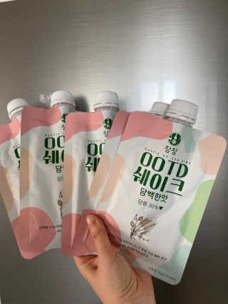 [꾸콤] 참참 OOTD쉐이크 담백한 일주일세트 50g x 5 — 5점을 준 리뷰어가 2020년 10월 올린 사용 사진