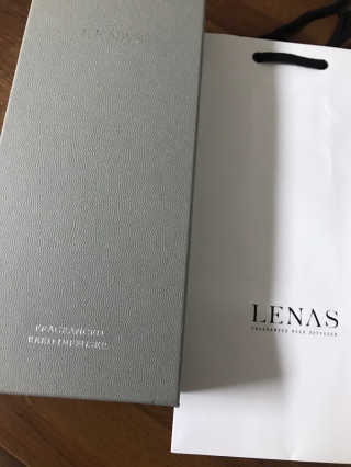 레나스 프리미엄 아로마 디퓨저 200ml  [1SET] — 5점을 준 리뷰어가 2020년 10월 올린 사용 사진