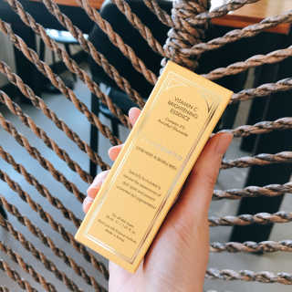 [스킨큐어] 산다화 비타민C 화이트닝 에센스 30ml — 4점을 준 리뷰어가 2020년 4월 올린 사용 사진