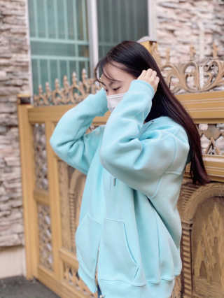 브랜디드라이프스타일코리아 행텐 헤리티지 후드 티셔츠 / 후드집업 — 5점을 준 리뷰어가 2020년 11월 올린 사용 사진