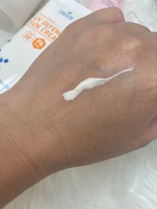 트리티스 US [TREATIS] UV Defence Sun Cream PA+++ / SPF50+ — 5점을 준 리뷰어가 2020년 10월 올린 사용 사진