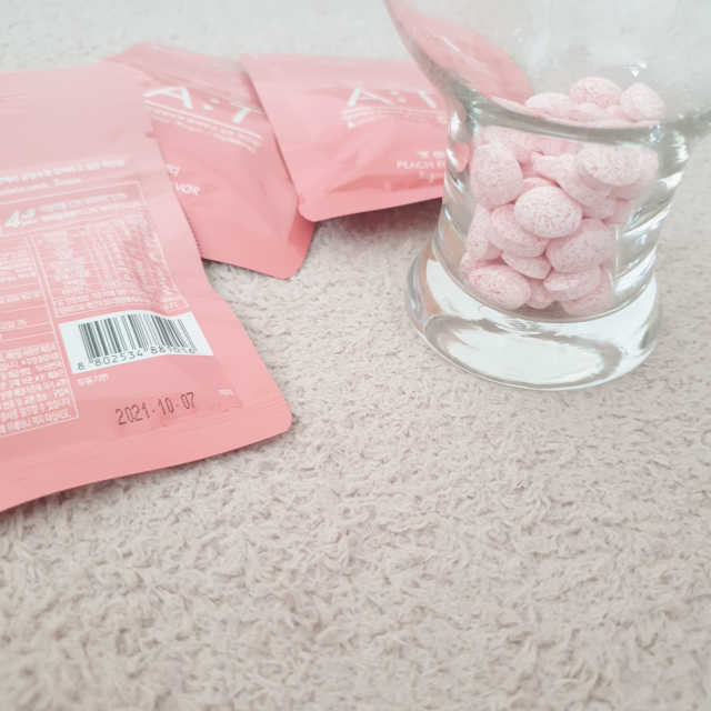 입 냄새 완화에 도움을 주는 에티켓 캔디 복숭아맛 앳캔디 리뷰 사진