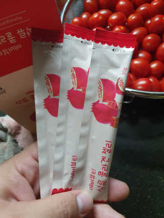 365더건강 에버뷰티 석류콜라겐 젤리 — 4점을 준 리뷰어가 2020년 7월 올린 사용 사진