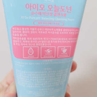 IO 아이오 오늘도 넌 순수해 - 약산성 클렌징폼 — 4점을 준 리뷰어가 2020년 12월 올린 사용 사진