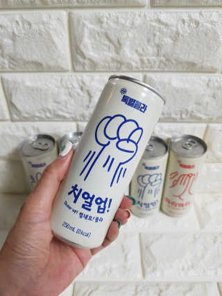 일화 No 슈가0Kcal 스테비아 톡별콜라 콤보팩 250mlX30 캔 — 5점을 준 리뷰어가 2020년 7월 올린 사용 사진