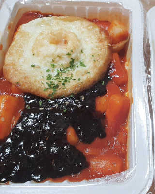죠스떡볶이 [죠스푸드] 짜빠떡볶이+떡또그+범벅만두 신메뉴 3종 — 4점을 준 리뷰어가 2020년 4월 올린 사용 사진