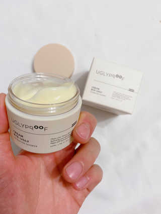 어글리프루프 크림 바이어글리 하이드레이션 샤워 50ml — 5점을 준 리뷰어가 2020년 10월 올린 사용 사진