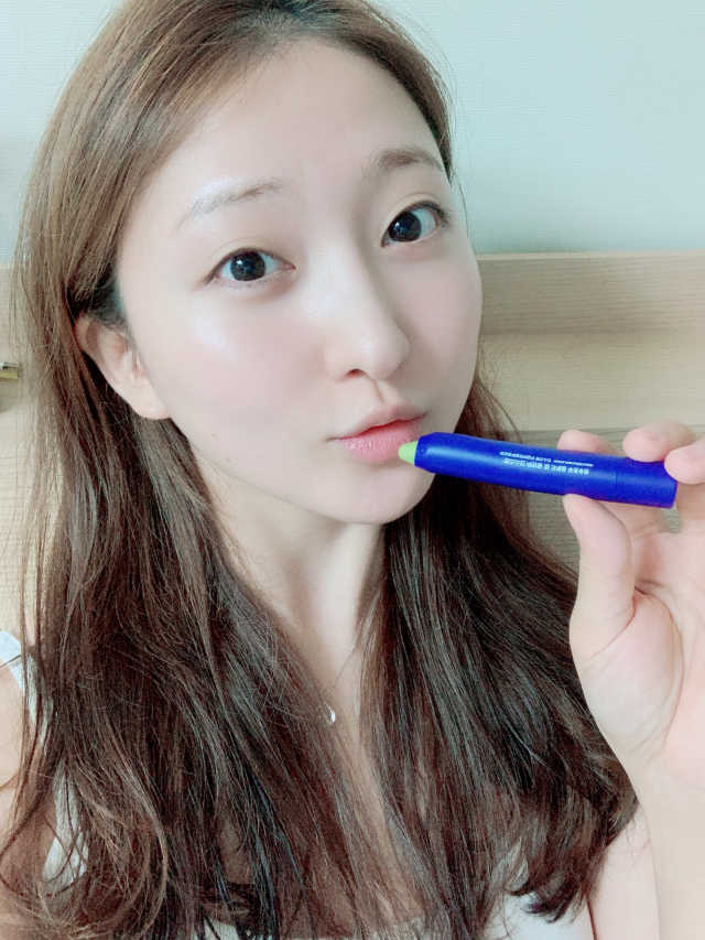 맨즈스킨 파란통 립크레용 푸릇푸릇 리뷰 사진