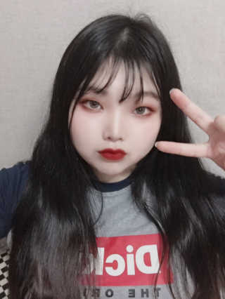 셀프코딩 코드 레드 소프트 립스틱 — 4점을 준 리뷰어가 2020년 8월 올린 사용 사진