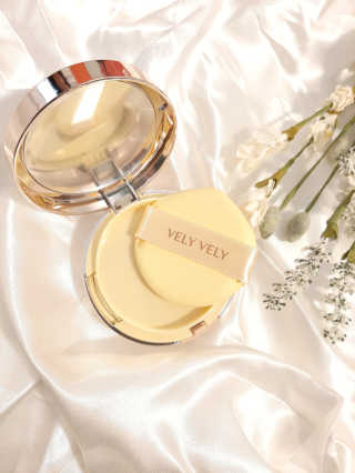 VELY VELY 아우라 허니 글로우 쿠션 — 5점을 준 리뷰어가 2020년 4월 올린 사용 사진