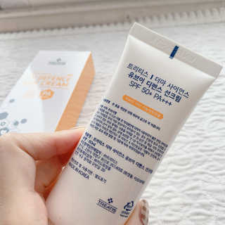 [트리티스] UV 디펜스 선크림 PA+++ / SPF50+  60ml — 4점을 준 리뷰어가 2020년 10월 올린 사용 사진