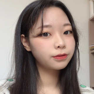 [블랙루즈] 크림 마뜨 루즈 시즌1 택1+랜덤1 — 5점을 준 리뷰어가 2020년 4월 올린 사용 사진