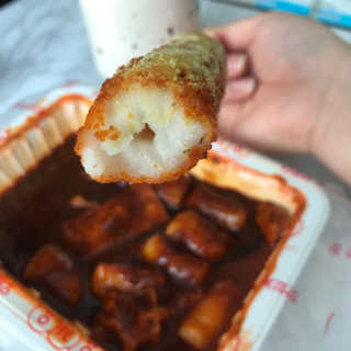죠스떡볶이 [죠스푸드] 짜빠떡볶이+떡또그+범벅만두 신메뉴 3종 — 2.5점을 준 리뷰어가 2020년 4월 올린 사용 사진