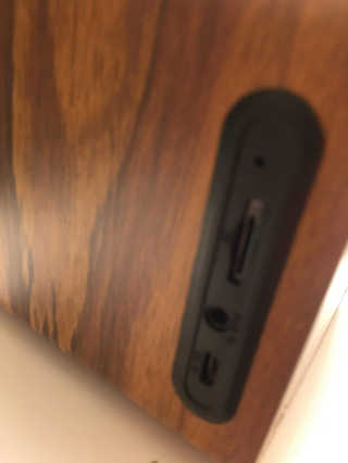 SEVIZ MINI10W 레트로 블루투스 스피커 — 5점을 준 리뷰어가 2020년 6월 올린 사용 사진
